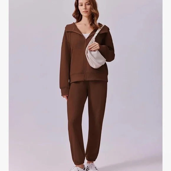 Brown Women's Hoodie and Pants Set - Picture 5 of 5